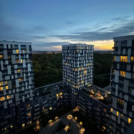 Lägenhet In Garden Towers Prag