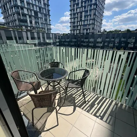 In Garden Towers Apartman Prága